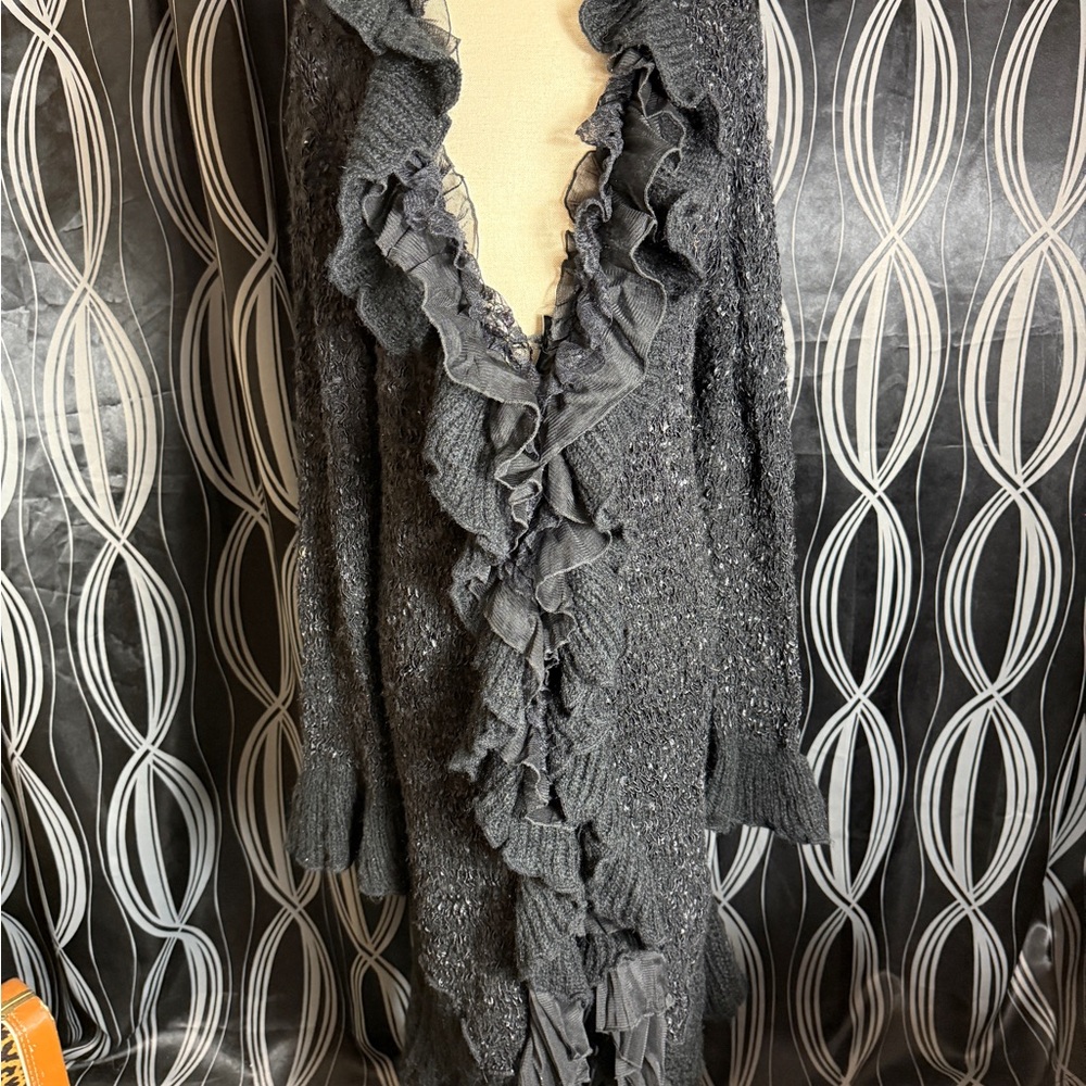 Pretty angel Chic Ruffled Gray Cardigan